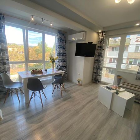 Ferienwohnung Уютен Нов Апартамент - Стара Загора С Две Спални Exterior foto