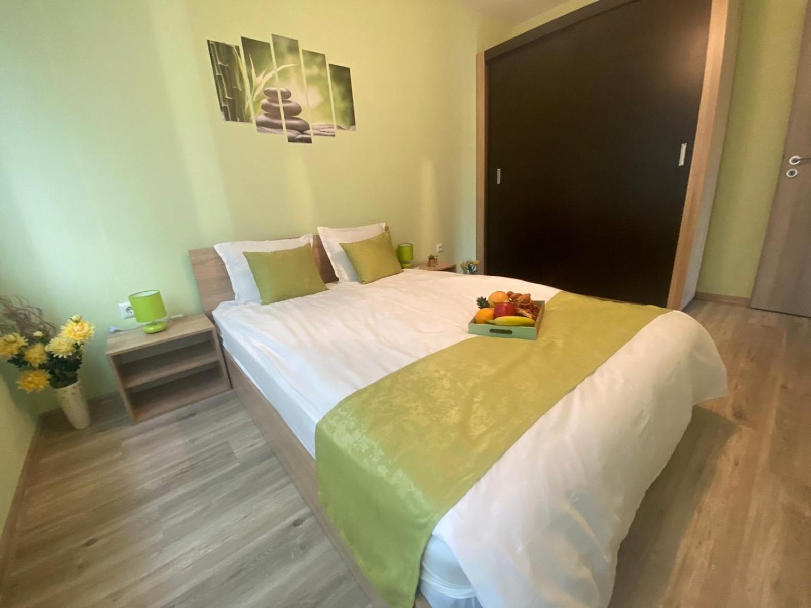 Ferienwohnung Уютен Нов Апартамент - Стара Загора С Две Спални Exterior foto
